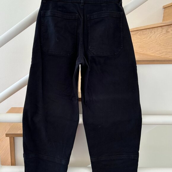 Everlane - The Utility Barrel Pant in Black - Picture 4 of 4